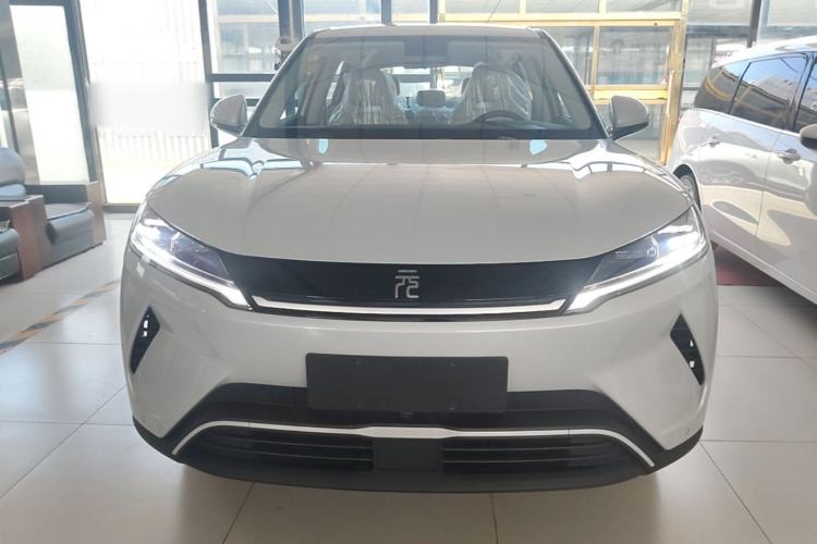 Used BYD Yuan UP 2025 Model 301KM Leading Version Front