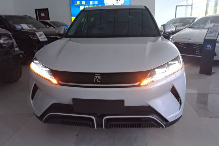 Used BYD Yuan UP 2025 Intelligent Driving Version 401 KM Dynamic Edition Front