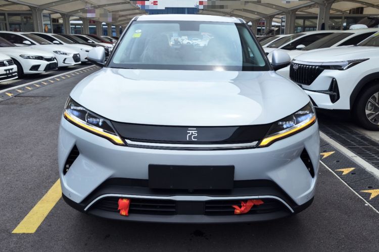 Used BYD Yuan UP 2025 Model 301KM Leading Version Front
