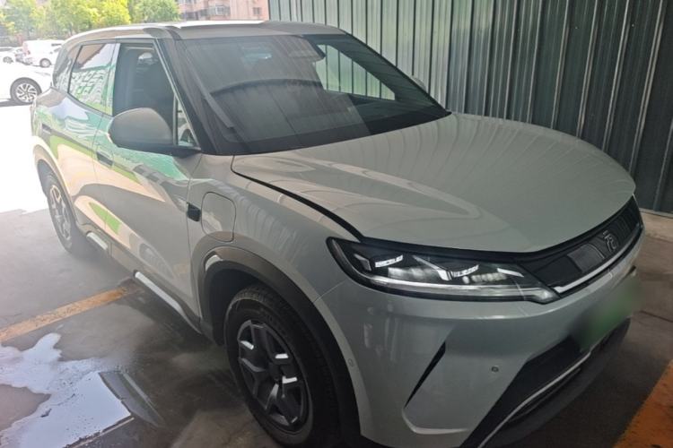 Used BYD Yuan UP 2025 Intelligent Driving Version 401 KM Dynamic Edition Front Right 45 Deg