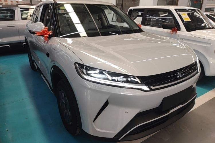 Used BYD Yuan UP 2025 Intelligent Driving Version 401 KM Dynamic Edition Front Right 45 Deg