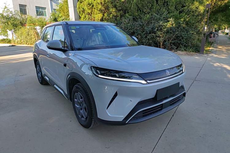 Used BYD Yuan UP 2025 Intelligent Driving Version 401 KM Dynamic Edition Front Right 45 Deg