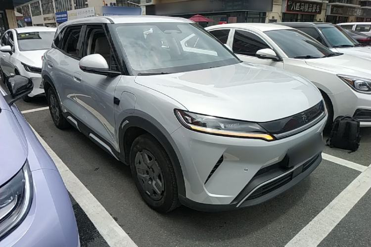 Used BYD Yuan UP 2025 Intelligent Driving Version 401 KM Dynamic Edition Front Right 45 Deg