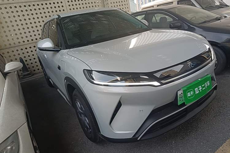 Used BYD Yuan UP 2025 Intelligent Driving Version 401 KM Dynamic Edition Front Right 45 Deg