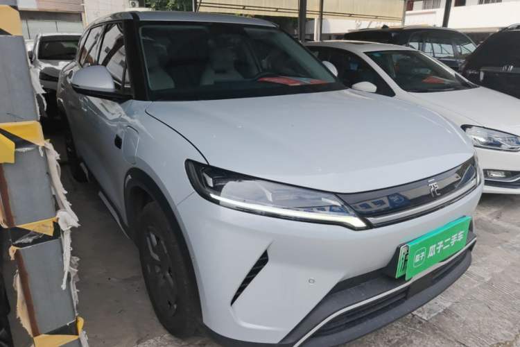 Used BYD Yuan UP 2025 Intelligent Driving Version 401 KM Dynamic Edition Front Right 45 Deg