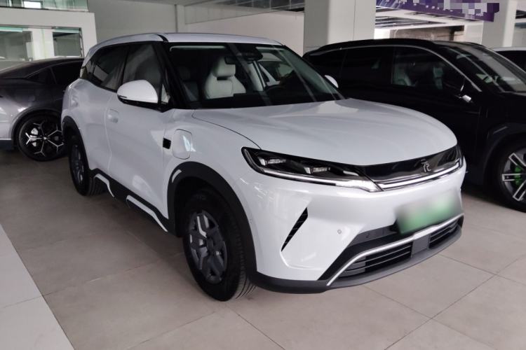 Used BYD Yuan UP 2025 Intelligent Driving Version 401 KM Dynamic Edition Front Right 45 Deg