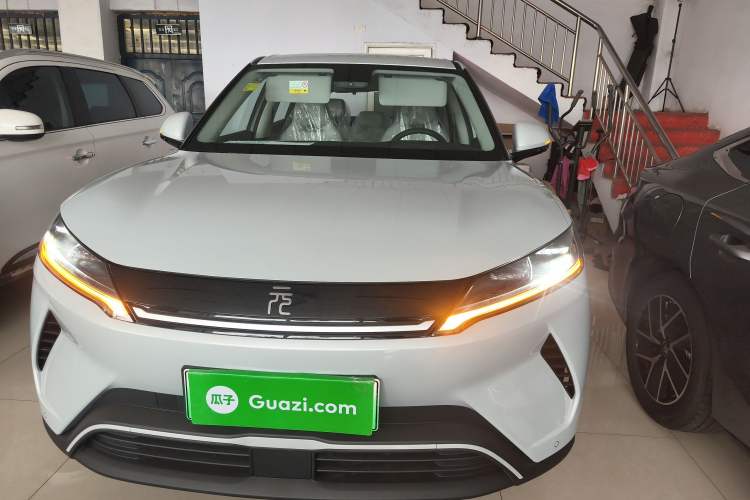 Used BYD Yuan UP 2025 Model 301KM Leading Version Front
