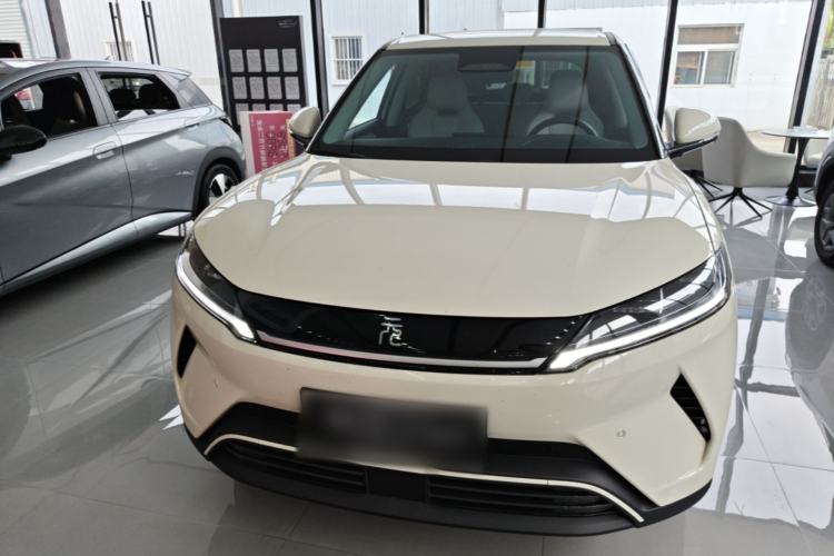 Used BYD Yuan UP 2025 Intelligent Driving Version 401 km Leading Edition Front