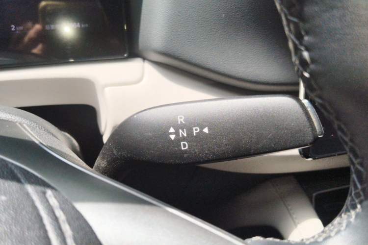 Used BYD Yuan UP 2025 Intelligent Driving Version 401 KM Dynamic Edition Gear Lever