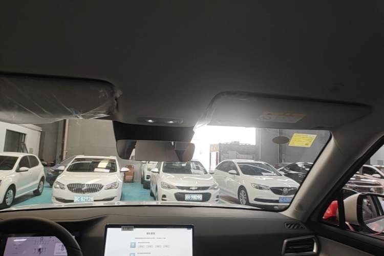 Used BYD Yuan UP 2025 Intelligent Driving Version 401 KM Dynamic Edition Headliner