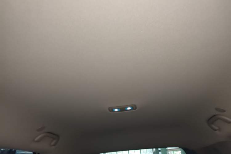 Used BYD Yuan UP 2025 Intelligent Driving Version 401 KM Dynamic Edition Headliner