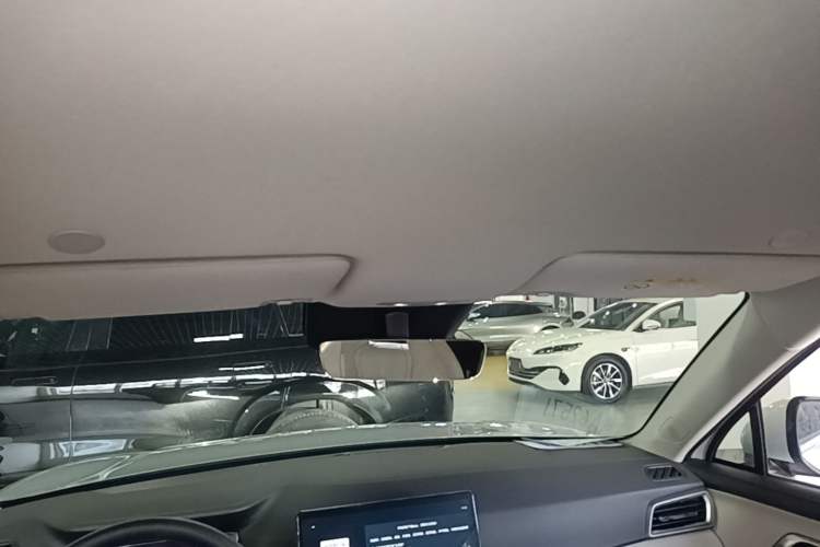 Used BYD Yuan UP 2025 Intelligent Driving Version 401 KM Dynamic Edition Headliner