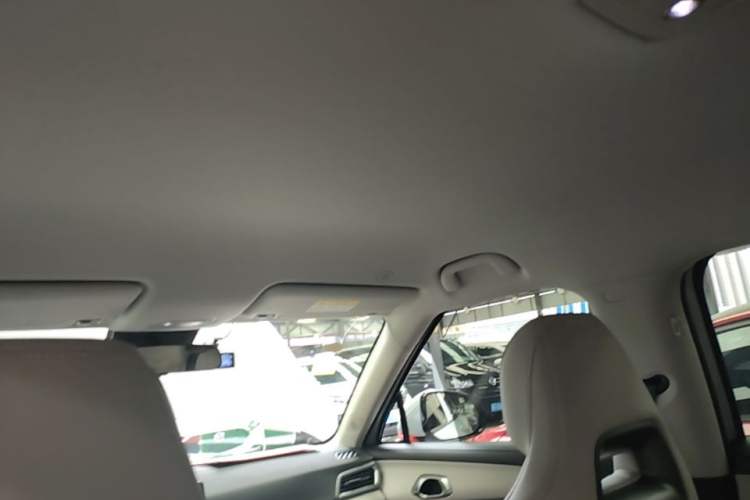 Used BYD Yuan UP 2025 Model 301KM Leading Version Headliner