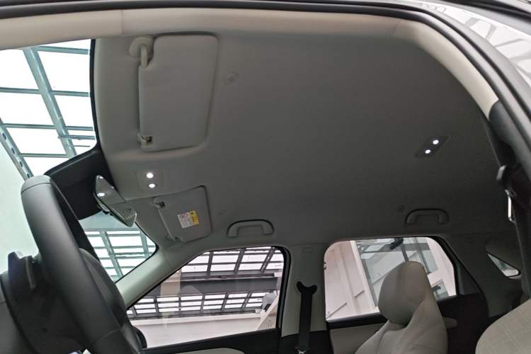 Used BYD Yuan UP 2025 Intelligent Driving Version 401 KM Dynamic Edition Headliner