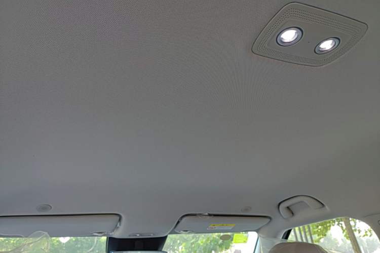 Used BYD Yuan UP 2025 Intelligent Driving Version 401 KM Dynamic Edition Headliner