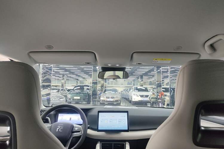 Used BYD Yuan UP 2025 Intelligent Driving Version 401 KM Dynamic Edition Headliner