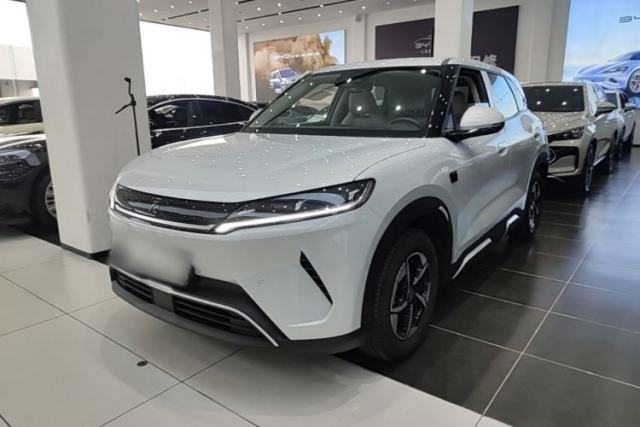 Used BYD Yuan UP 2025 Intelligent Driving Version 401 km Leading Edition