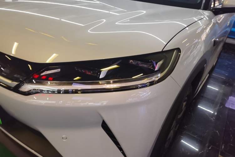 Used BYD Yuan UP 2025 Intelligent Driving Version 401 KM Dynamic Edition Left Front Headlight