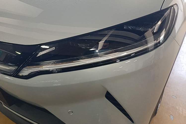 Used BYD Yuan UP 2025 Intelligent Driving Version 401 KM Dynamic Edition Left Front Headlight