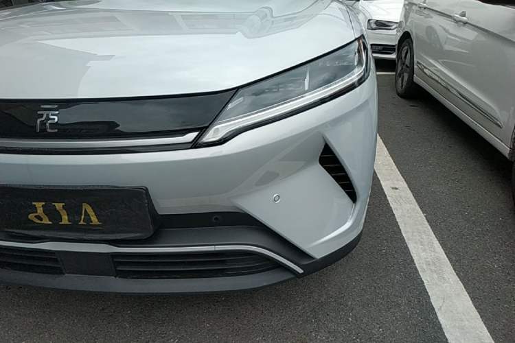 Used BYD Yuan UP 2025 Intelligent Driving Version 401 KM Dynamic Edition Left Front Headlight