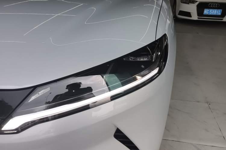 Used BYD Yuan UP 2025 Intelligent Driving Version 401 KM Dynamic Edition Left Front Headlight