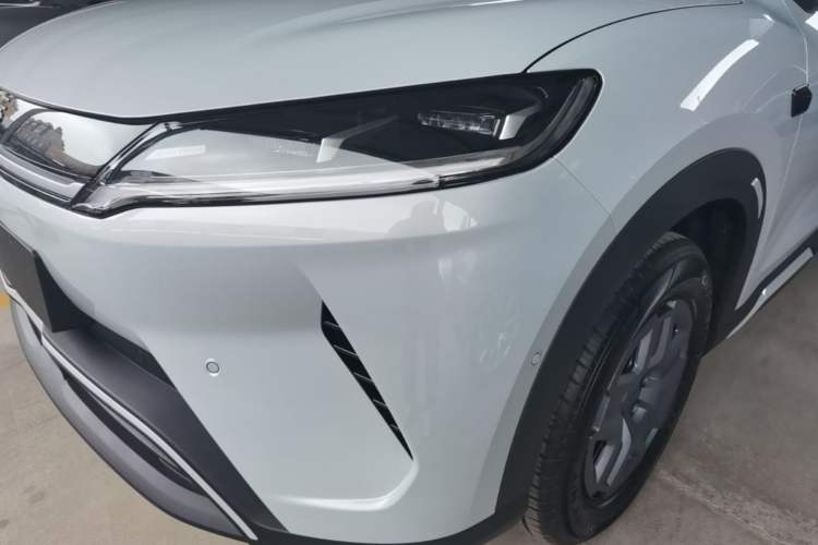 Used BYD Yuan UP 2025 Intelligent Driving Version 401 KM Dynamic Edition Left Front Headlight