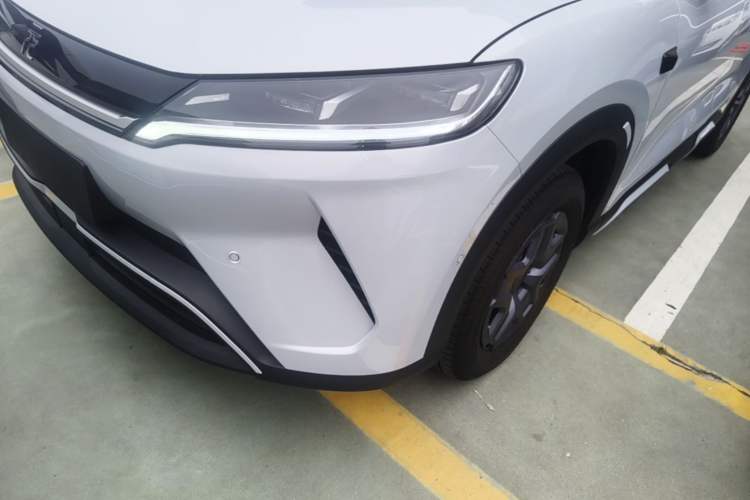 Used BYD Yuan UP 2025 Intelligent Driving Version 401 KM Dynamic Edition Left Front Headlight