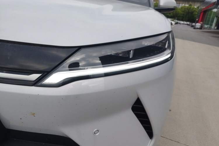 Used BYD Yuan UP 2025 Intelligent Driving Version 401 KM Dynamic Edition Left Front Headlight