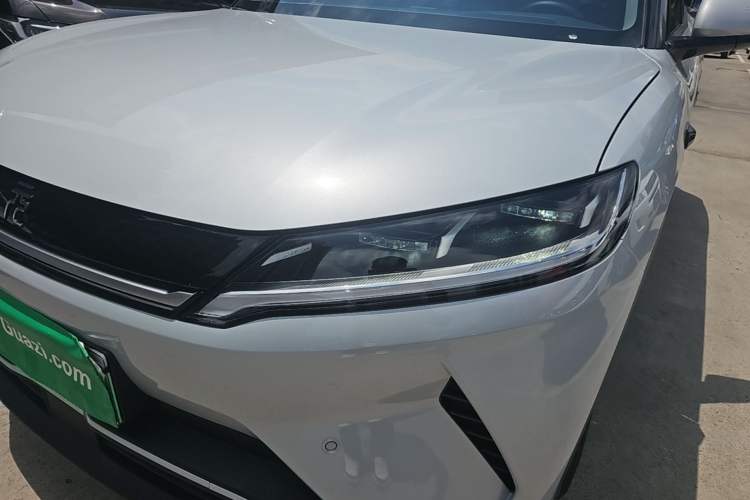 Used BYD Yuan UP 2025 Intelligent Driving Version 401 KM Dynamic Edition Left Front Headlight