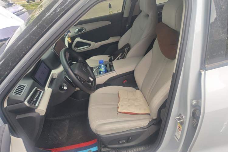 Used BYD Yuan UP 2025 Intelligent Driving Version 401 km Leading Edition Left Front Seat