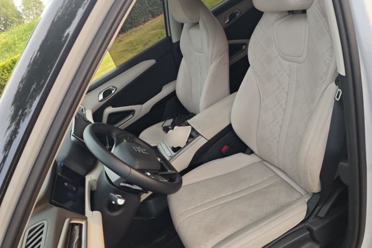 Used BYD Yuan UP 2025 Intelligent Driving Version 401 KM Dynamic Edition Left Front Seat