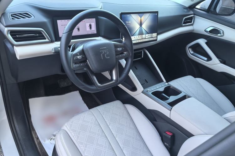 Used BYD Yuan UP 2025 Intelligent Driving Version 401 km Leading Edition Left Front Seat