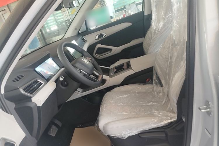 Used BYD Yuan UP 2025 Model 301KM Leading Version Left Front Seat