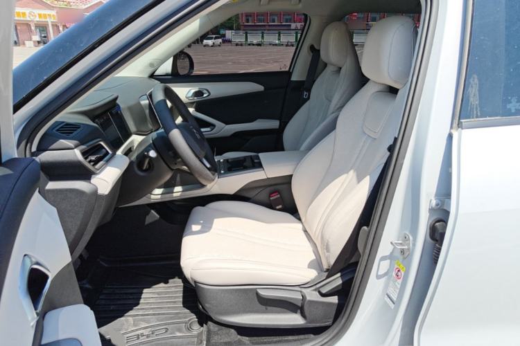 Used BYD Yuan UP 2025 Model 301KM Leading Version Left Front Seat