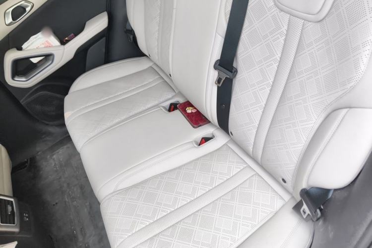 Used BYD Yuan UP 2025 Intelligent Driving Version 401 KM Dynamic Edition Left Rear Seat