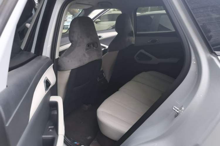 Used BYD Yuan UP 2025 Intelligent Driving Version 401 KM Dynamic Edition Left Rear Seat