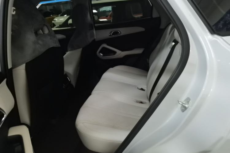 Used BYD Yuan UP 2025 Intelligent Driving Version 401 KM Dynamic Edition Left Rear Seat