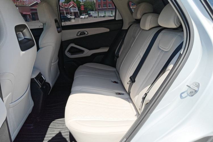 Used BYD Yuan UP 2025 Model 301KM Leading Version Left Rear Seat