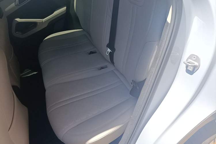 Used BYD Yuan UP 2025 Intelligent Driving Version 401 km Leading Edition Left Rear Seat