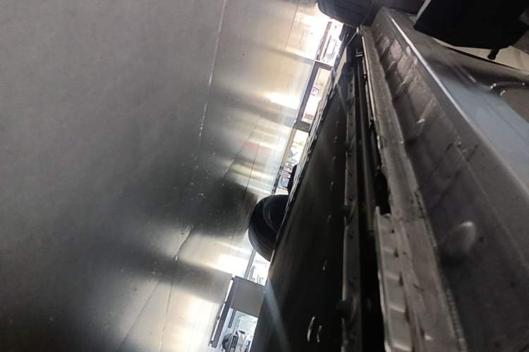 Used BYD Yuan UP 2025 Intelligent Driving Version 401 KM Dynamic Edition Left Side Sill