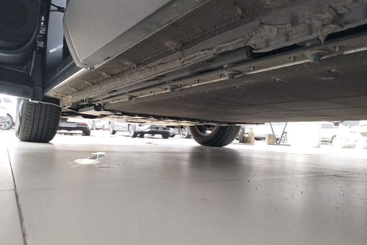 Used BYD Yuan UP 2025 Intelligent Driving Version 401 km Leading Edition Left Side Sill