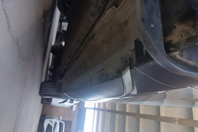 Used BYD Yuan UP 2025 Intelligent Driving Version 401 km Leading Edition Left Side Sill