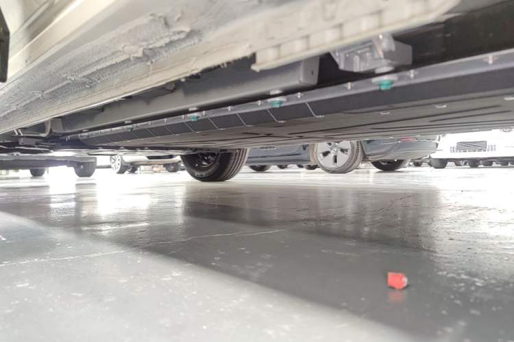 Used BYD Yuan UP 2025 Model 301KM Leading Version Left Side Sill