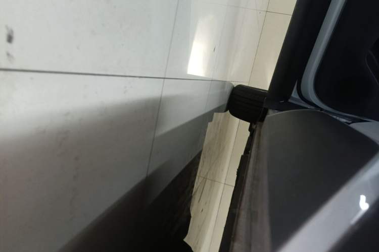 Used BYD Yuan UP 2025 Intelligent Driving Version 401 KM Dynamic Edition Left Side Sill
