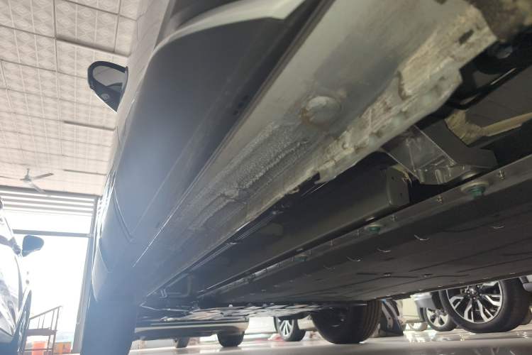 Used BYD Yuan UP 2025 Model 301KM Leading Version Left Side Sill