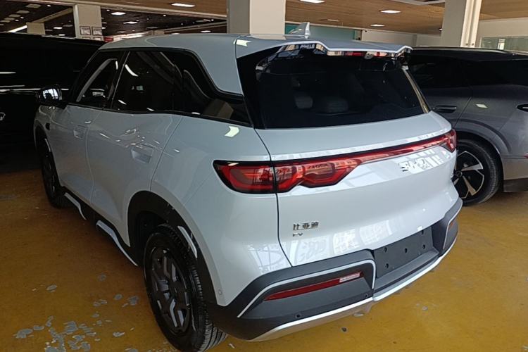 Used BYD Yuan UP 2025 Intelligent Driving Version 401 KM Dynamic Edition Rear Left 45 Deg