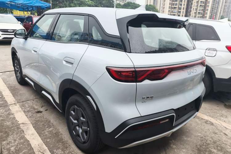 Used BYD Yuan UP 2025 Model 301KM Leading Version Rear Left 45 Deg