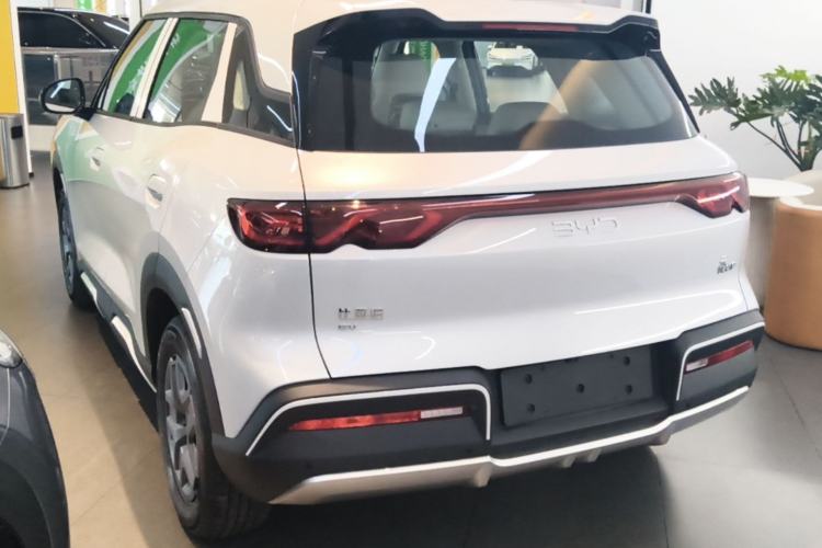 Used BYD Yuan UP 2025 Model 301KM Leading Version Rear Left 45 Deg