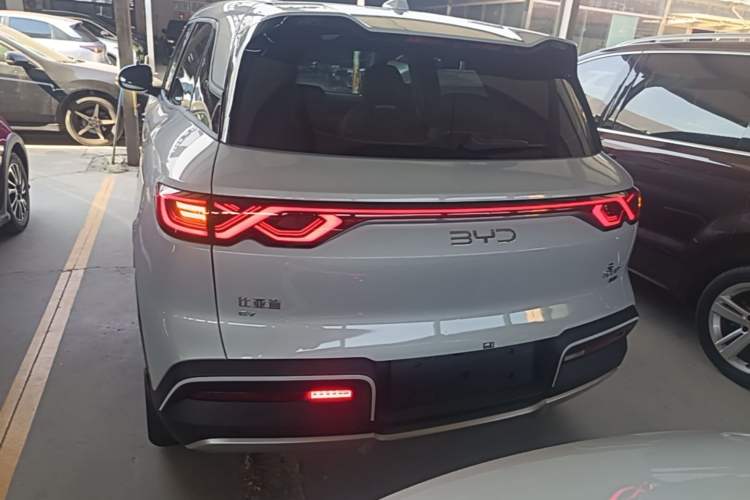 Used BYD Yuan UP 2025 Intelligent Driving Version 401 km Leading Edition Rear