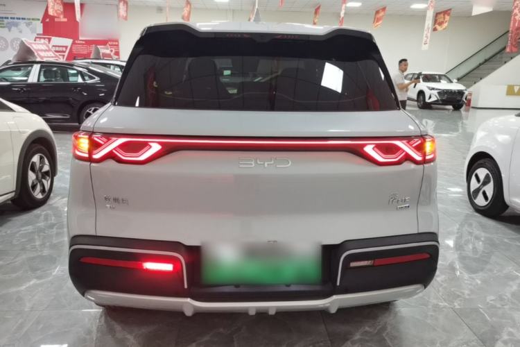 Used BYD Yuan UP 2025 Intelligent Driving Version 401 KM Dynamic Edition Rear